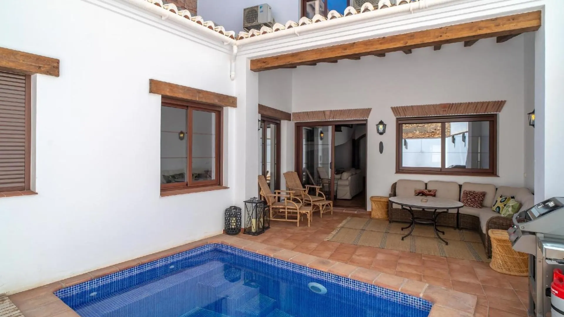 Ferienhaus Mit Privatpool Fuer 8 Personen Ca 200 Qm In Nerja, Andalusien Costa Del Sol
